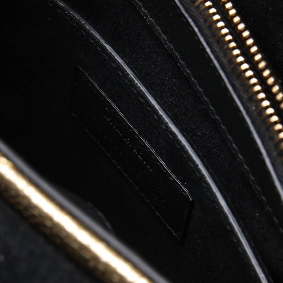 Image 6 of Shoulder Bag Gold in color Metallic | Vite EnVogue