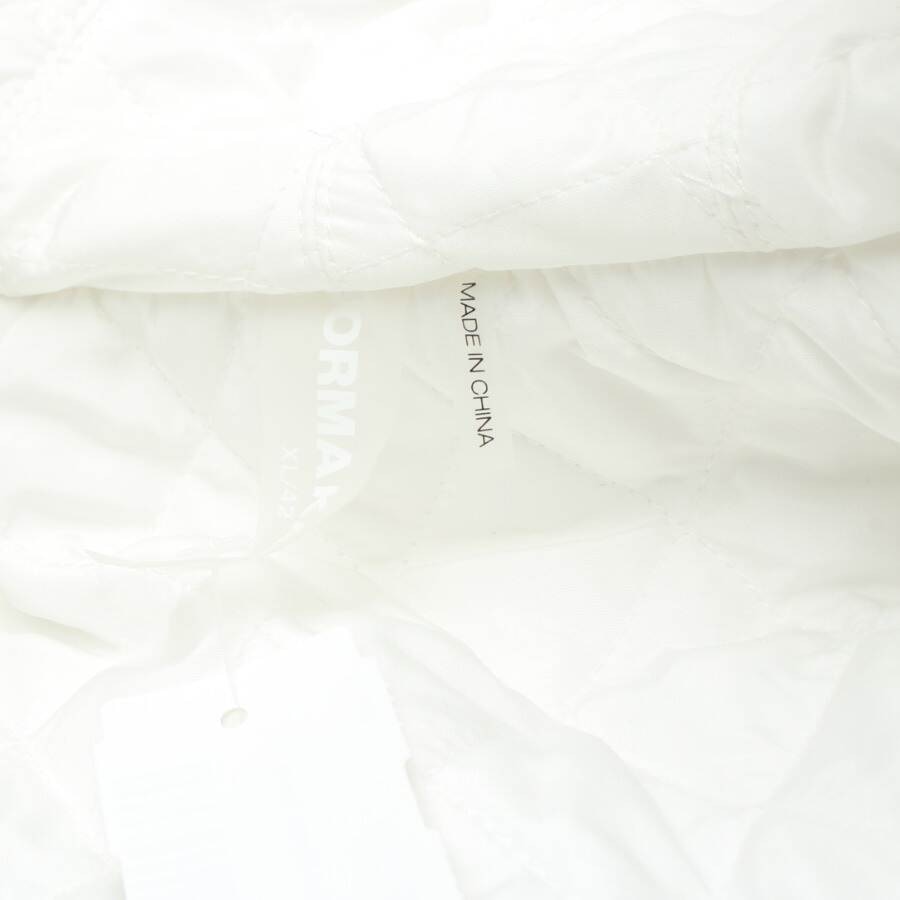 Image 5 of Quilted Coat XL White in color White | Vite EnVogue