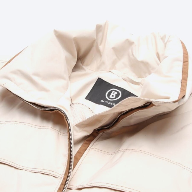Image 3 of Summer Jacket 38 Cream in color White | Vite EnVogue