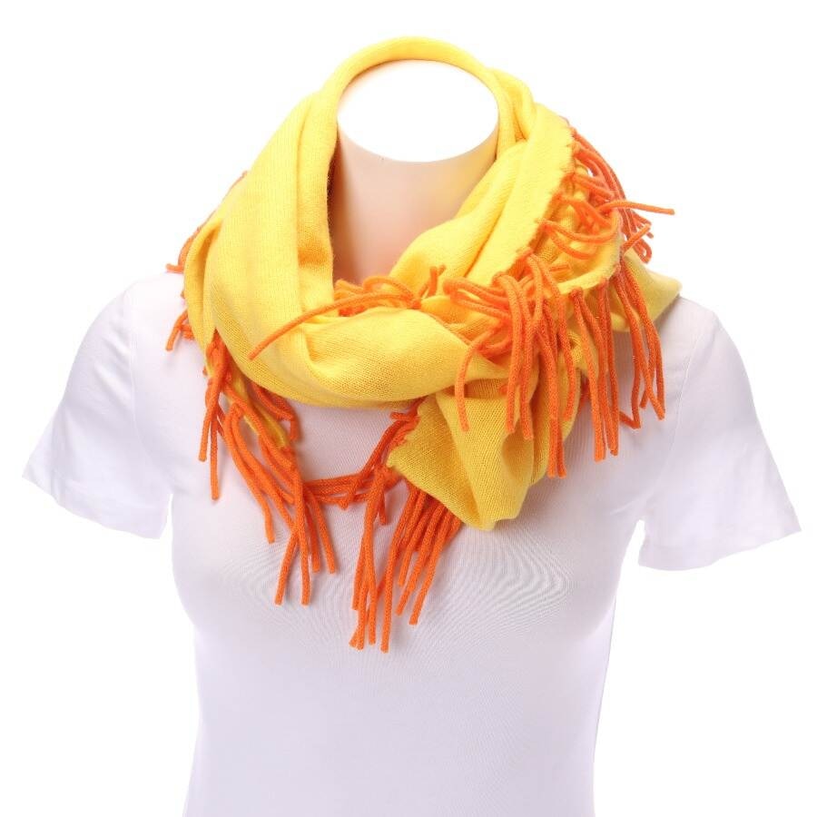 Image 1 of Scarf Yellow in color Yellow | Vite EnVogue