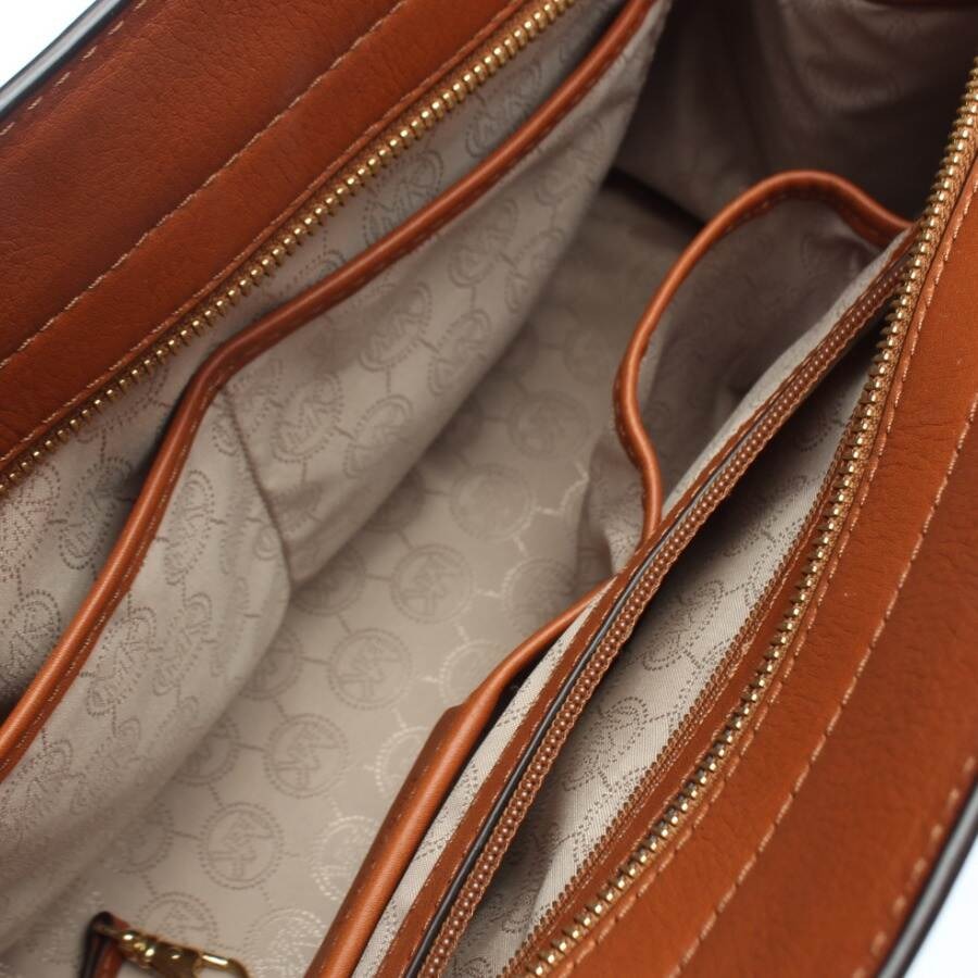 Image 5 of Handbag Brown in color Brown | Vite EnVogue