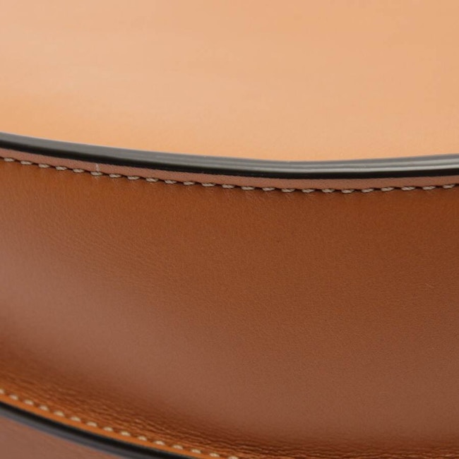 Image 6 of Tod's Timeless Large Shoulder Bag Light Brown in color Brown | Vite EnVogue