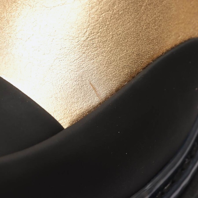 Image 6 of Chelsea Boots EUR 39 Gold in color Metallic | Vite EnVogue