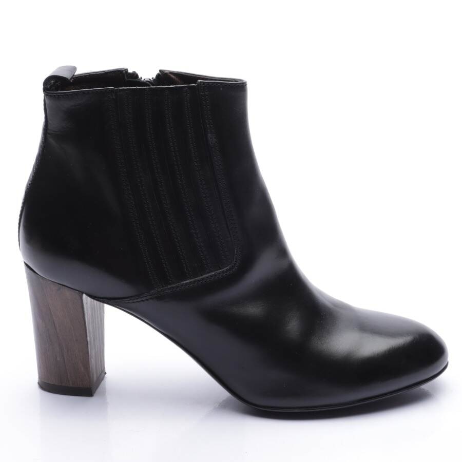 Buy AGL Attilio Giusti Leombruni Ankle Boots in Black Ankle