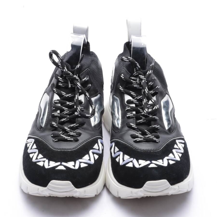 Bild 2 von Sneaker EUR 43 Schwarz in Farbe Schwarz | Vite EnVogue