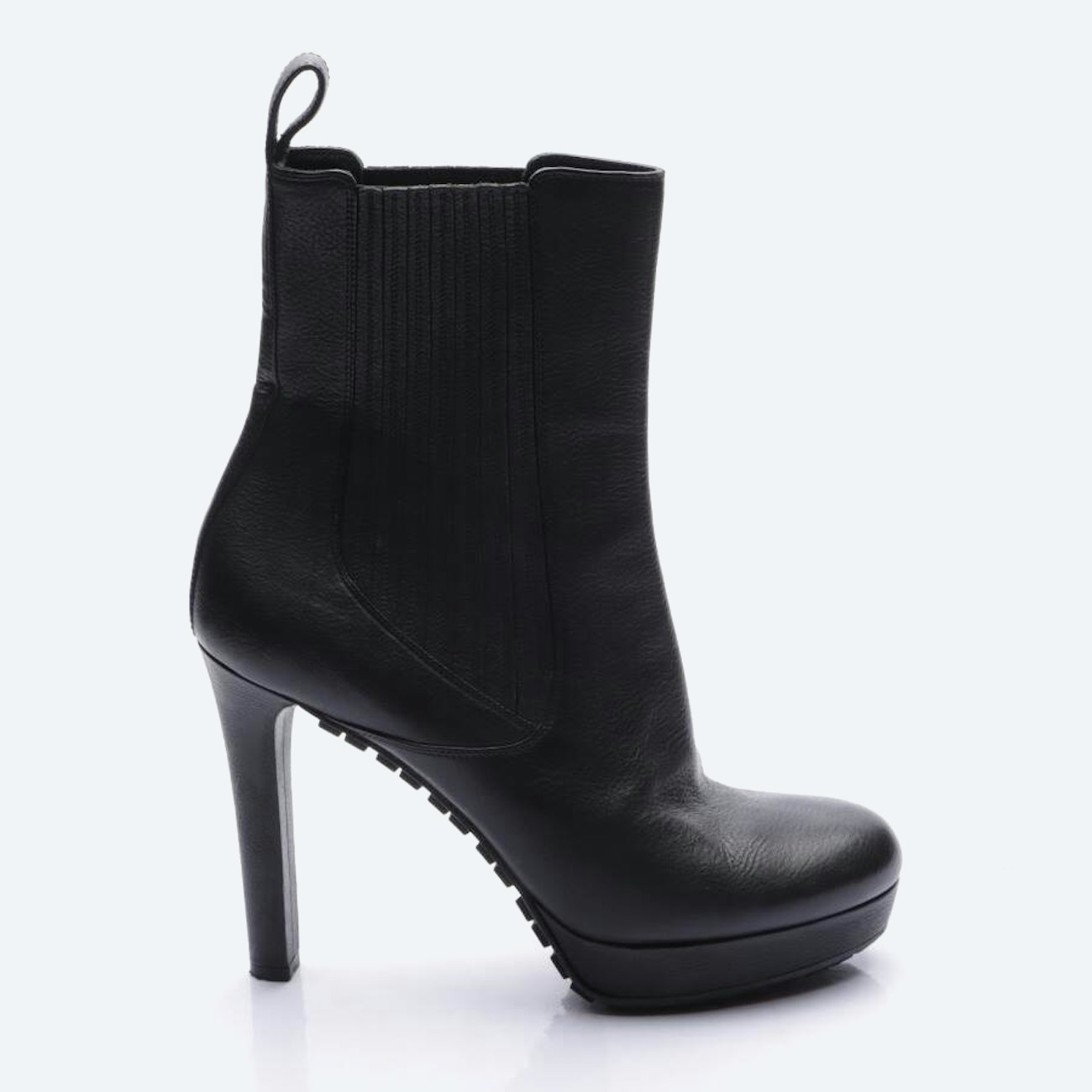 Image 1 of Chelsea Boots EUR 40 Black in color Black | Vite EnVogue