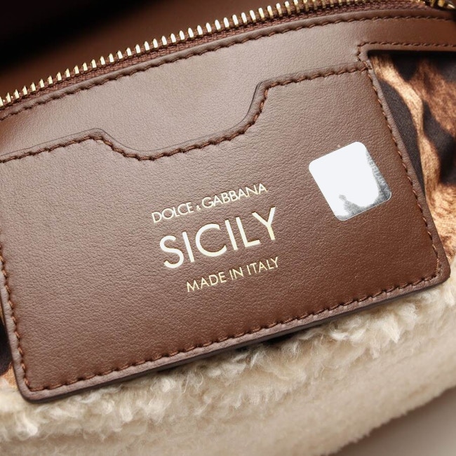 Image 7 of Sicily Handbag Beige in color White | Vite EnVogue