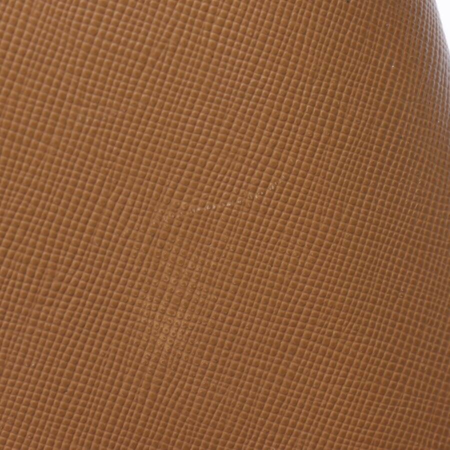 Image 6 of Wallet Light Brown in color Brown | Vite EnVogue