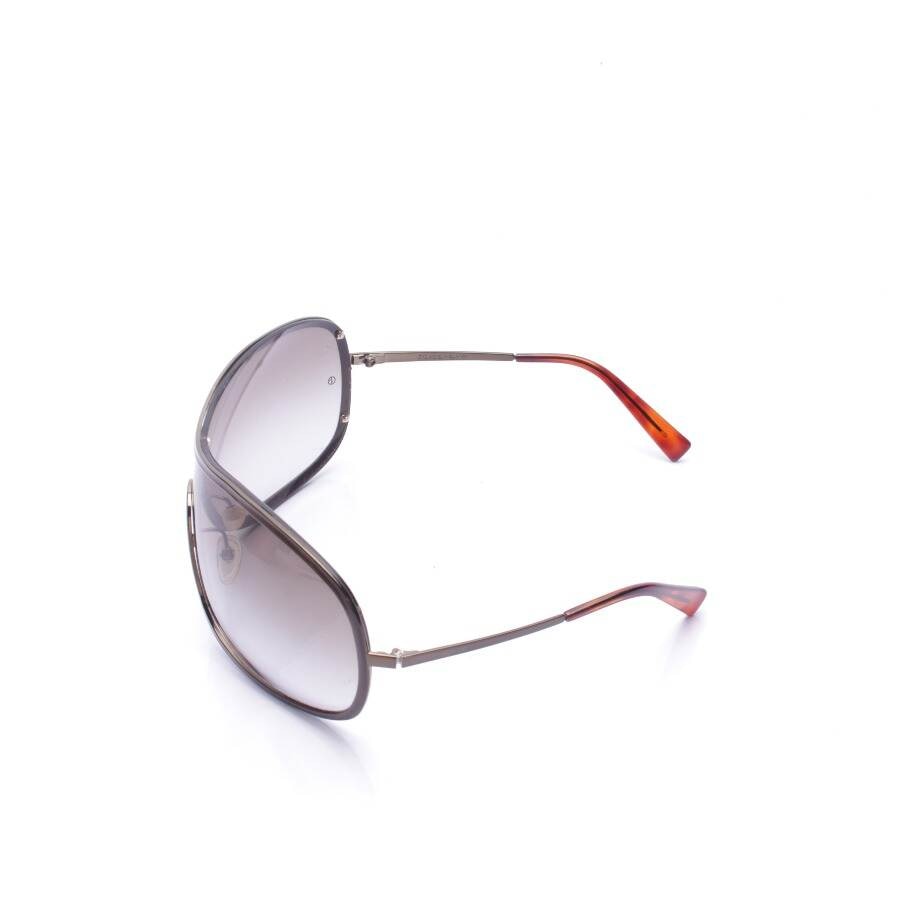 Image 3 of GA562 Sunglasses Silver in color Metallic | Vite EnVogue