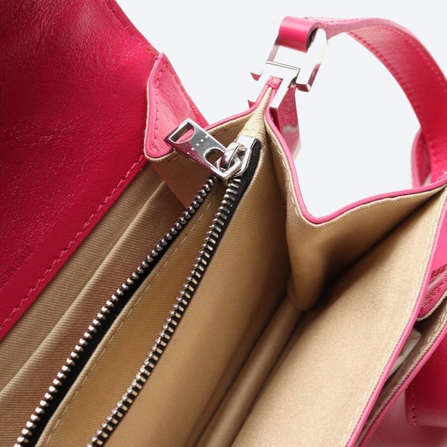 Image 5 of Crossbody Bag Pink in color Pink | Vite EnVogue