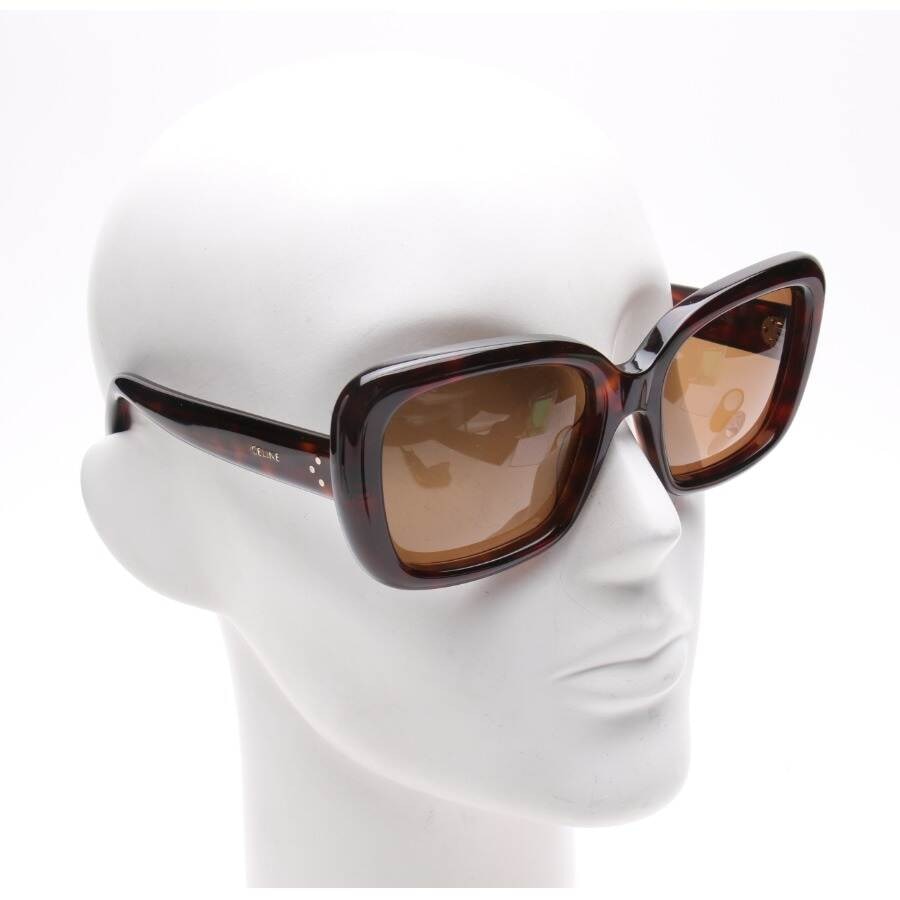 Image 2 of CL40162 Sunglasses Brown in color Brown | Vite EnVogue
