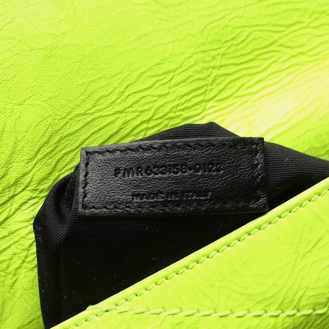 Image 6 of Niki medium Shoulder Bag Neon Yellow in color Neon | Vite EnVogue