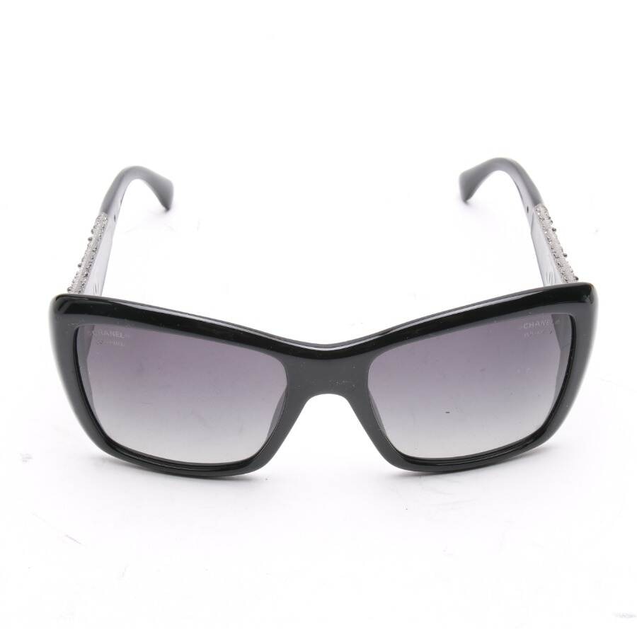 Image 1 of 5301B Sunglasses Black in color Black | Vite EnVogue