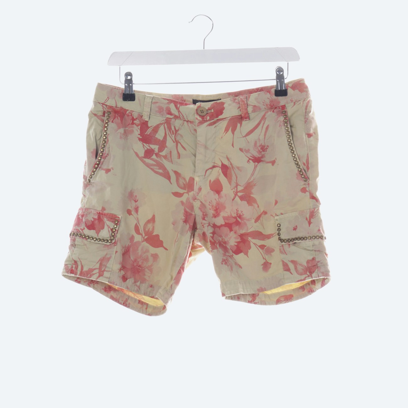 Image 1 of Shorts 36 Red in color Red | Vite EnVogue
