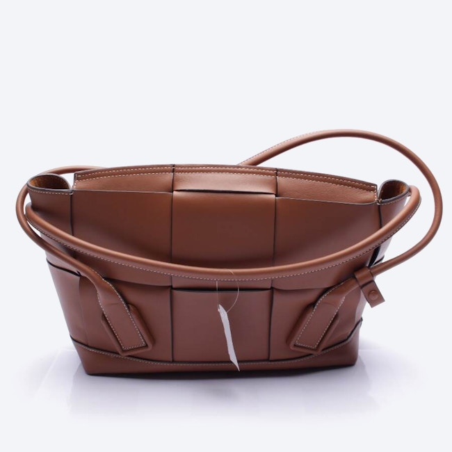 Image 2 of Arco Shoulder Bag Light Brown in color Brown | Vite EnVogue