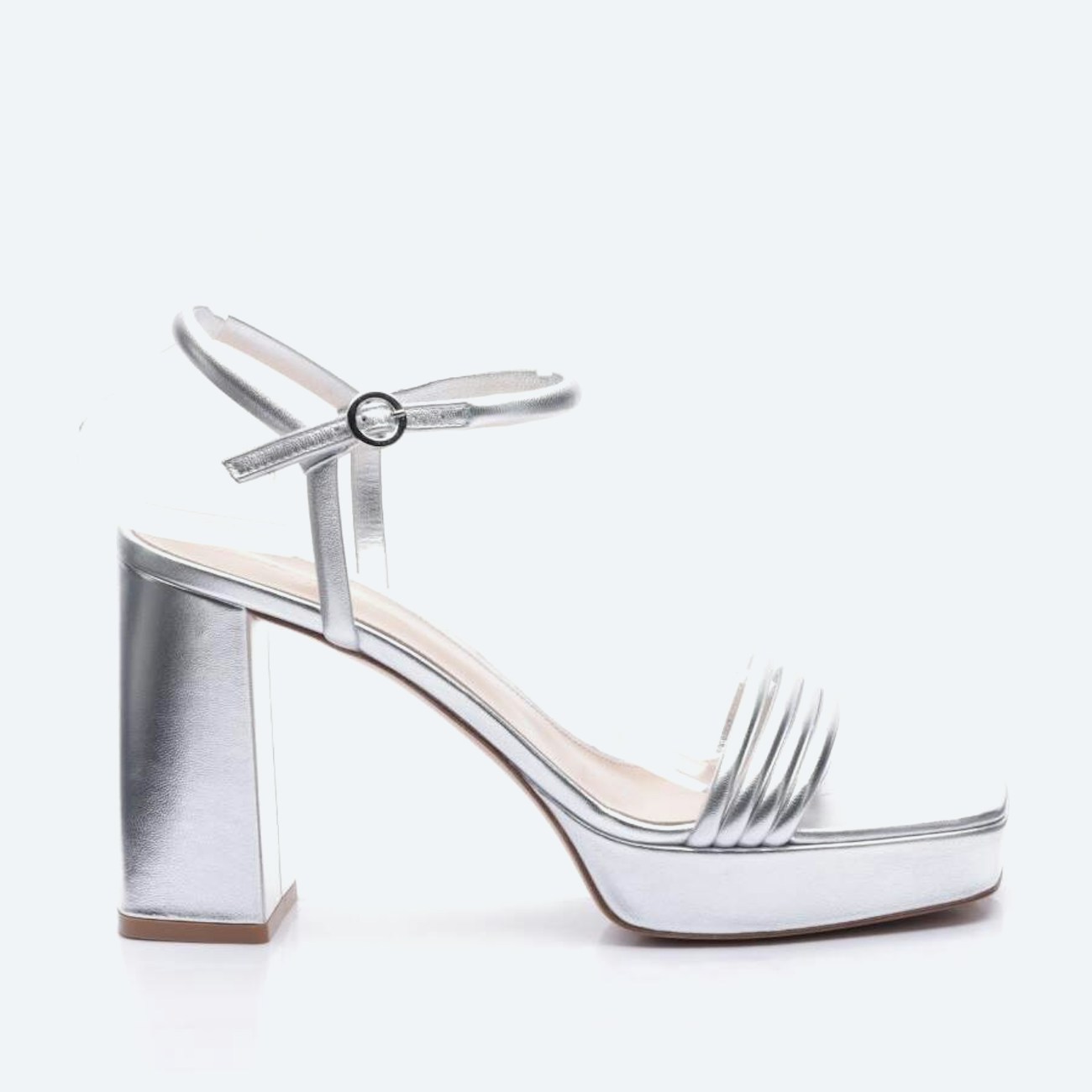Image 1 of Heeled Sandals EUR 40 Silver in color Metallic | Vite EnVogue