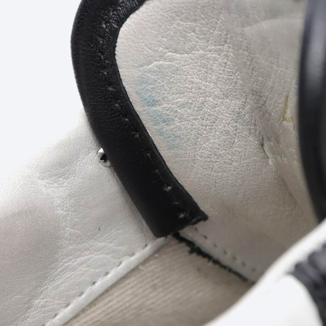 Bild 5 von Sneaker EUR 40 Schwarz in Farbe Schwarz | Vite EnVogue