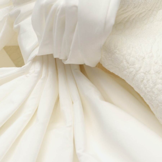 Image 3 of Wedding Dress 40 White in color White | Vite EnVogue