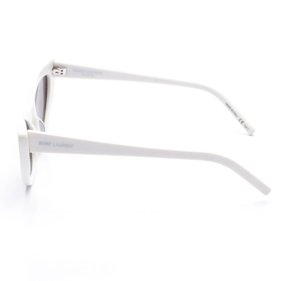 Image 3 of Sunglasses White in color White | Vite EnVogue