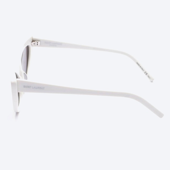Image 3 of Sunglasses White in color White | Vite EnVogue