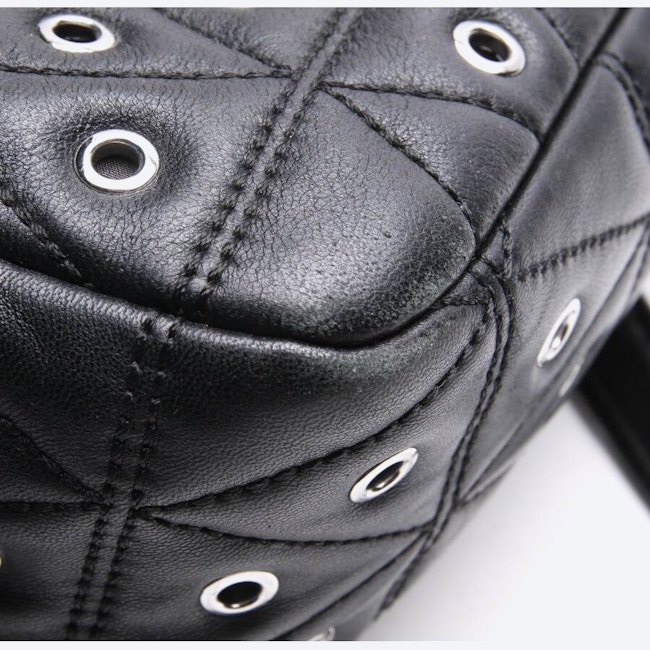 Image 8 of Large Chain Shoulder Bag Black in color Black | Vite EnVogue