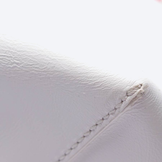 Image 4 of Shopper White in color White | Vite EnVogue