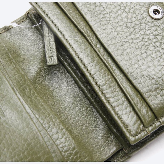 Image 2 of Small Wallet Green in color Green | Vite EnVogue