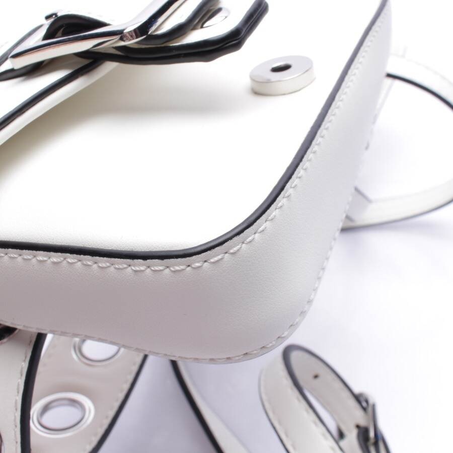 Image 4 of Belt Bag White in color White | Vite EnVogue