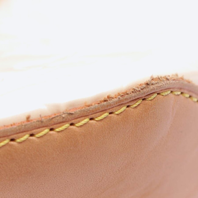 Image 8 of Shoulder Bag Peach in color Orange | Vite EnVogue