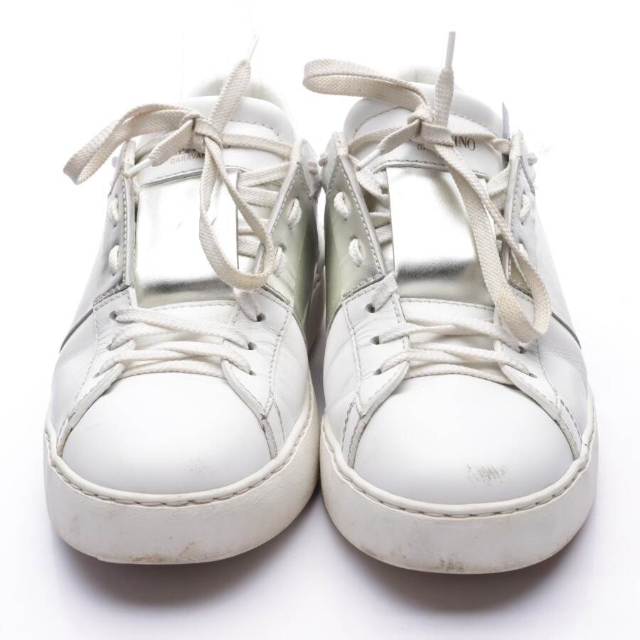 Image 2 of Rockstud Sneakers EUR 39 White in color White | Vite EnVogue