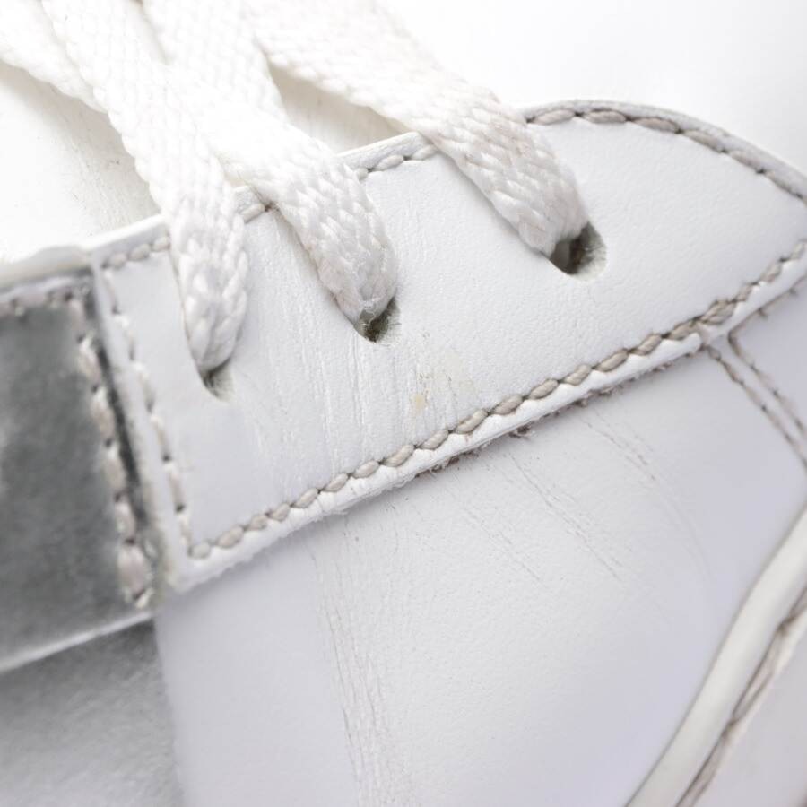 Bild 5 von Rockstud Sneaker EUR 39 Weiß in Farbe Weiß | Vite EnVogue