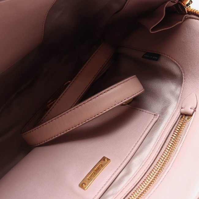 Bild 5 von Matelasse Handtasche Nude in Farbe Rosa | Vite EnVogue