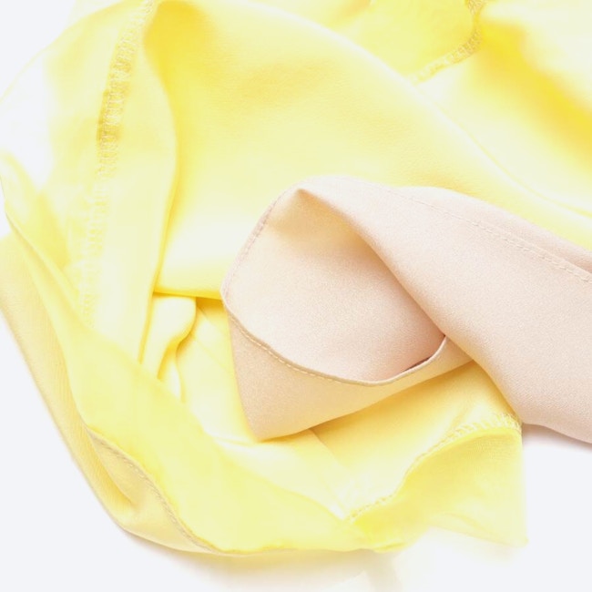 Image 3 of Silk Dress 36 Yellow in color Yellow | Vite EnVogue