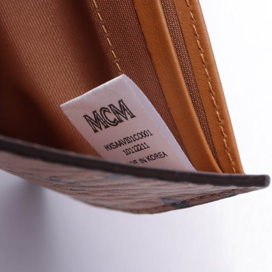 Image 4 of Wallet Brown in color Brown | Vite EnVogue