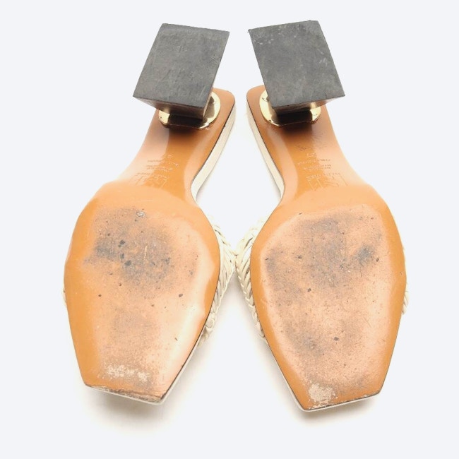 Image 4 of Heeled Sandals EUR 37 Beige in color White | Vite EnVogue