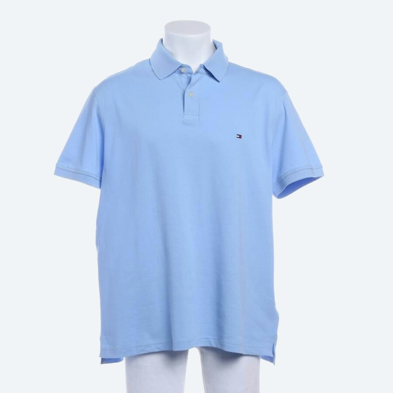 Image 1 of Polo Shirt XL Light Blue in color Blue | Vite EnVogue
