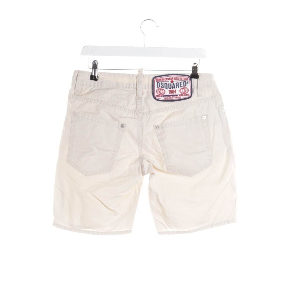 Image 2 of Shorts 36 Cream in color White | Vite EnVogue