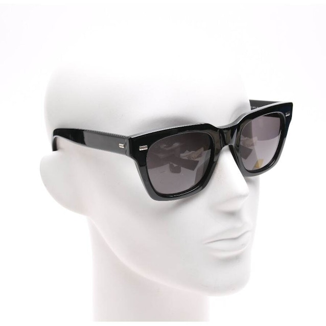 GG1099/S Sunglasses Black | Vite EnVogue