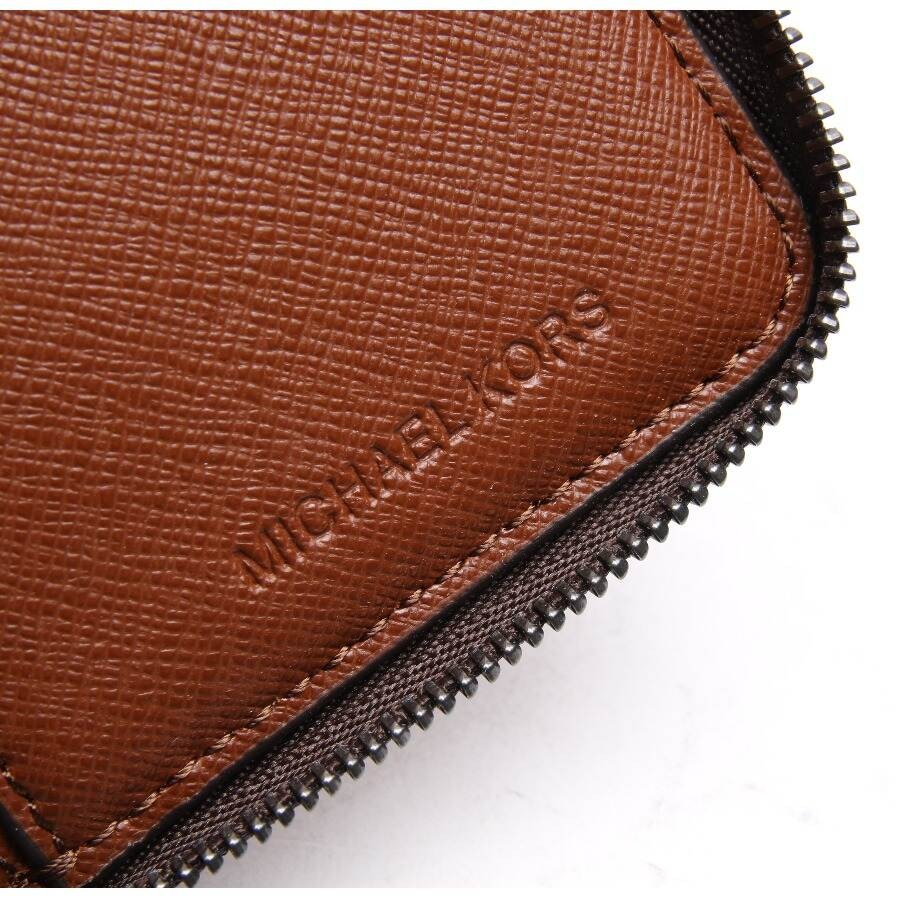 Image 3 of Small Wallet Brown in color Brown | Vite EnVogue