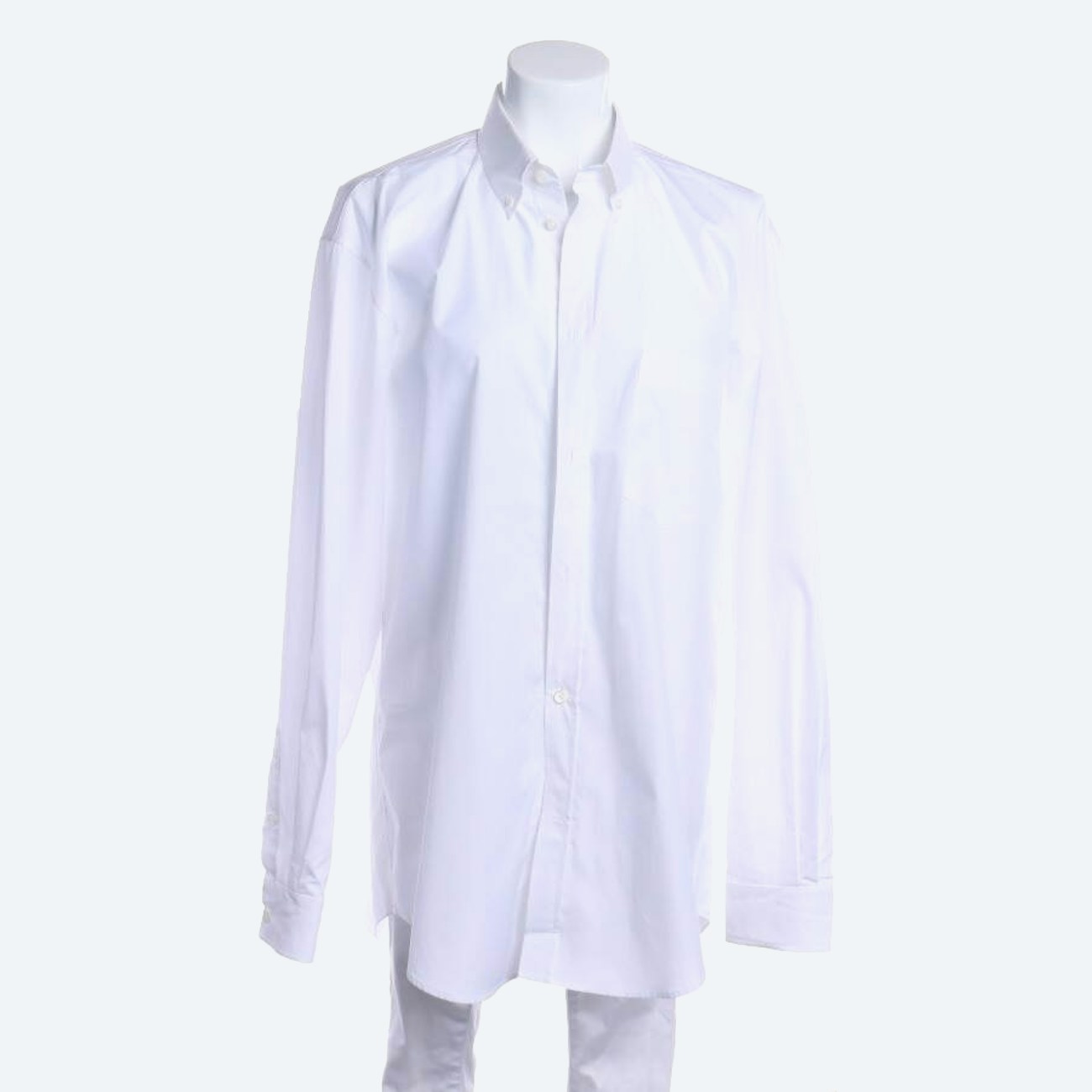 Image 1 of Classic Shirt 39 White in color White | Vite EnVogue