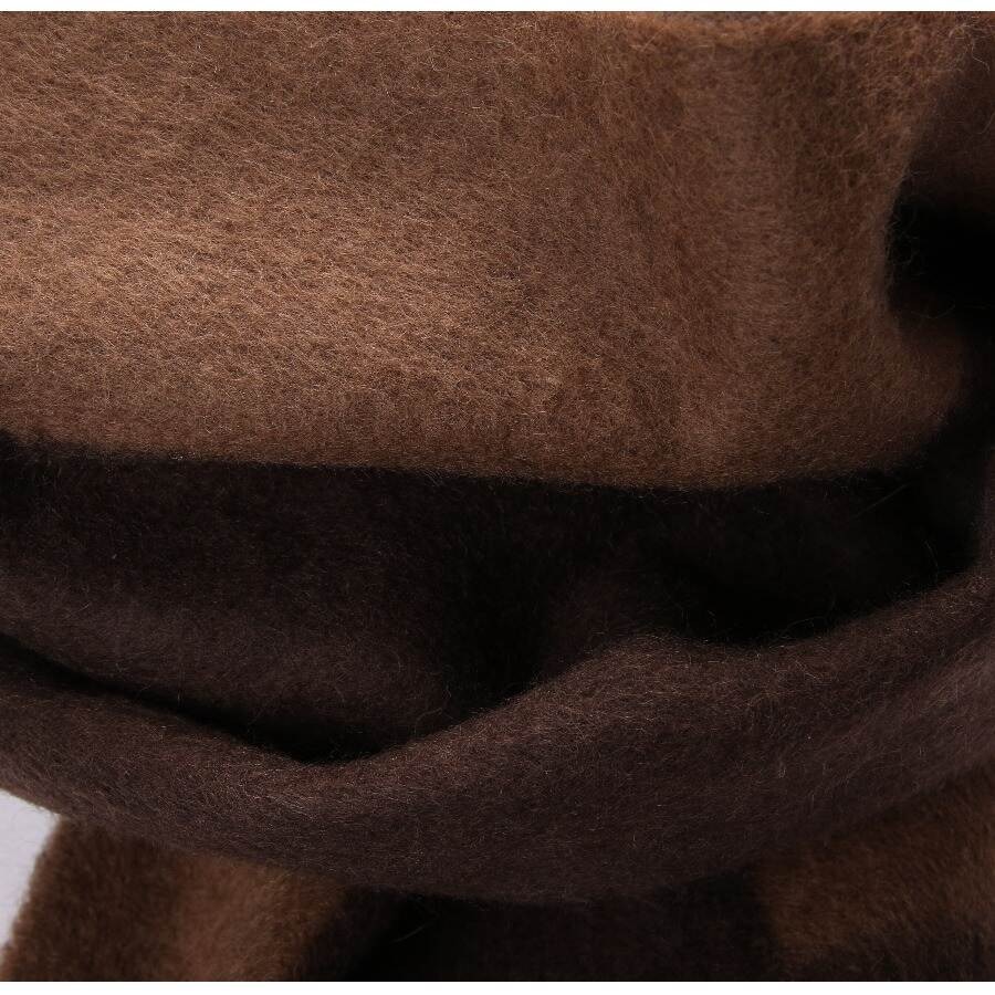 Image 2 of Wool Shawl Brown in color Brown | Vite EnVogue