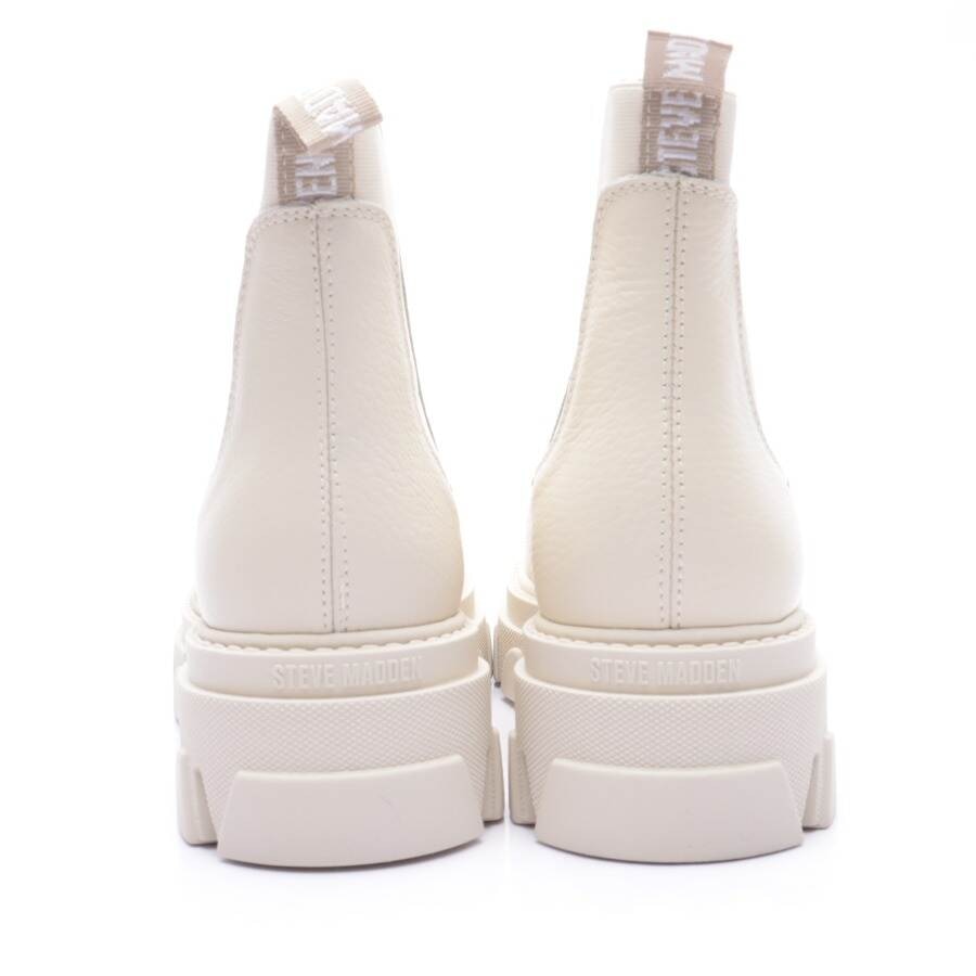 Image 3 of Chelsea Boots EUR38 Cream in color White | Vite EnVogue