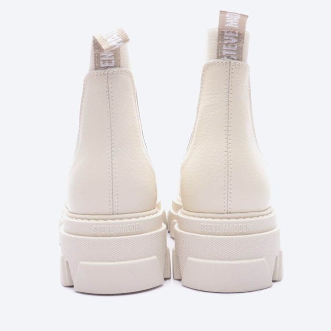 Image 3 of Chelsea Boots EUR38 Cream in color White | Vite EnVogue