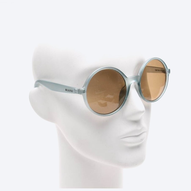 Image 2 of Sunglasses Light Blue in color Blue | Vite EnVogue