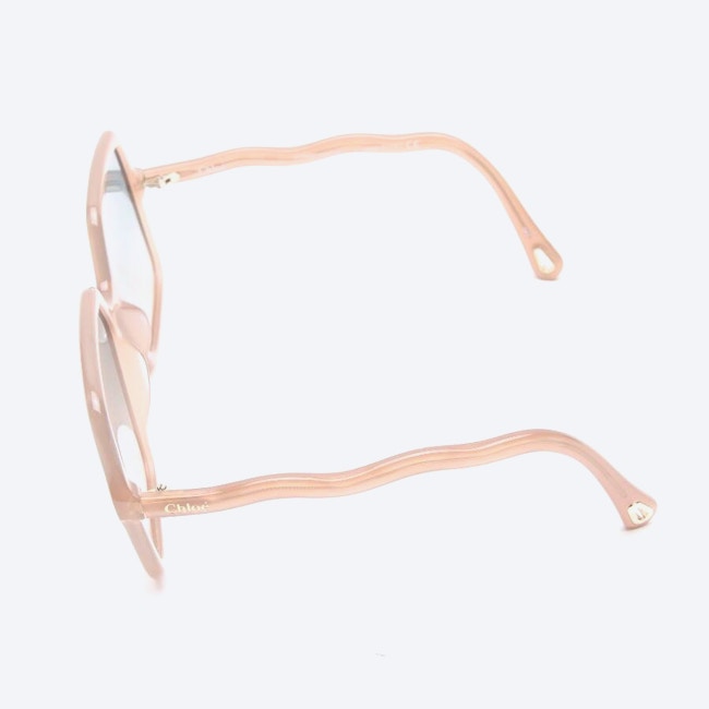 Image 3 of CH0086S Sunglasses Beige in color White | Vite EnVogue