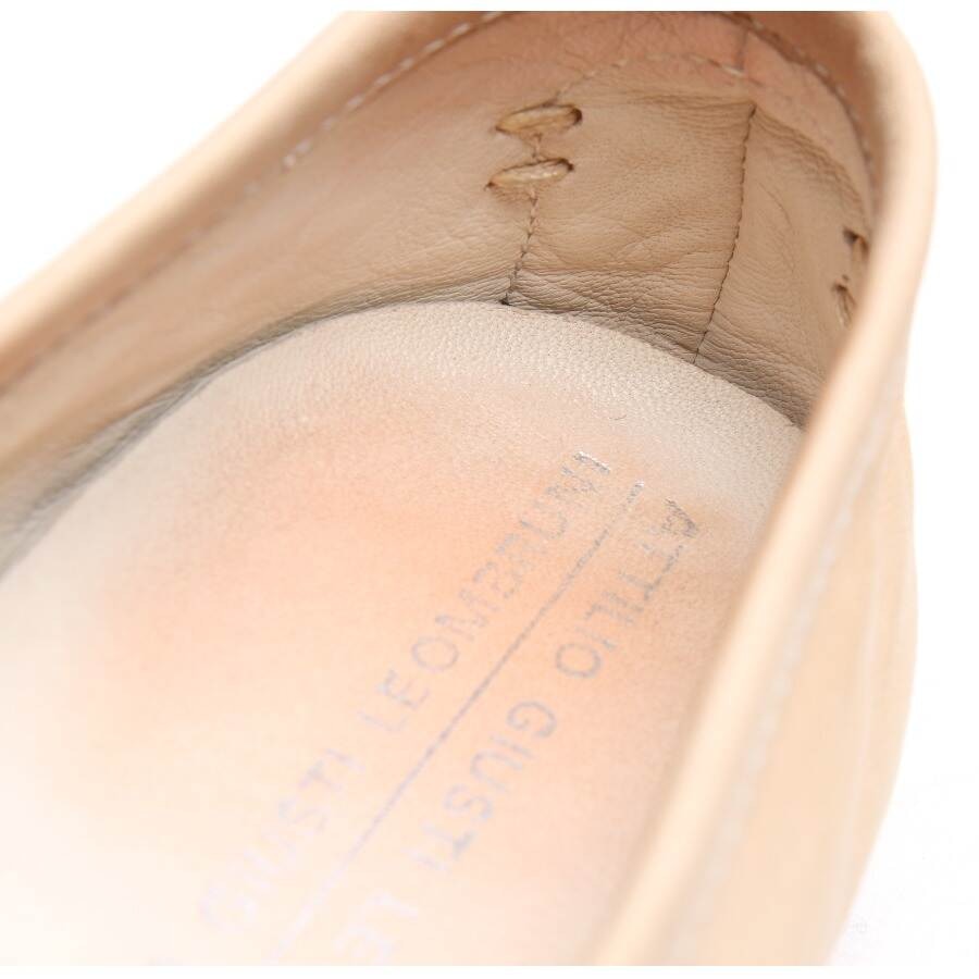 Image 7 of Loafers EUR 35 Beige in color White | Vite EnVogue