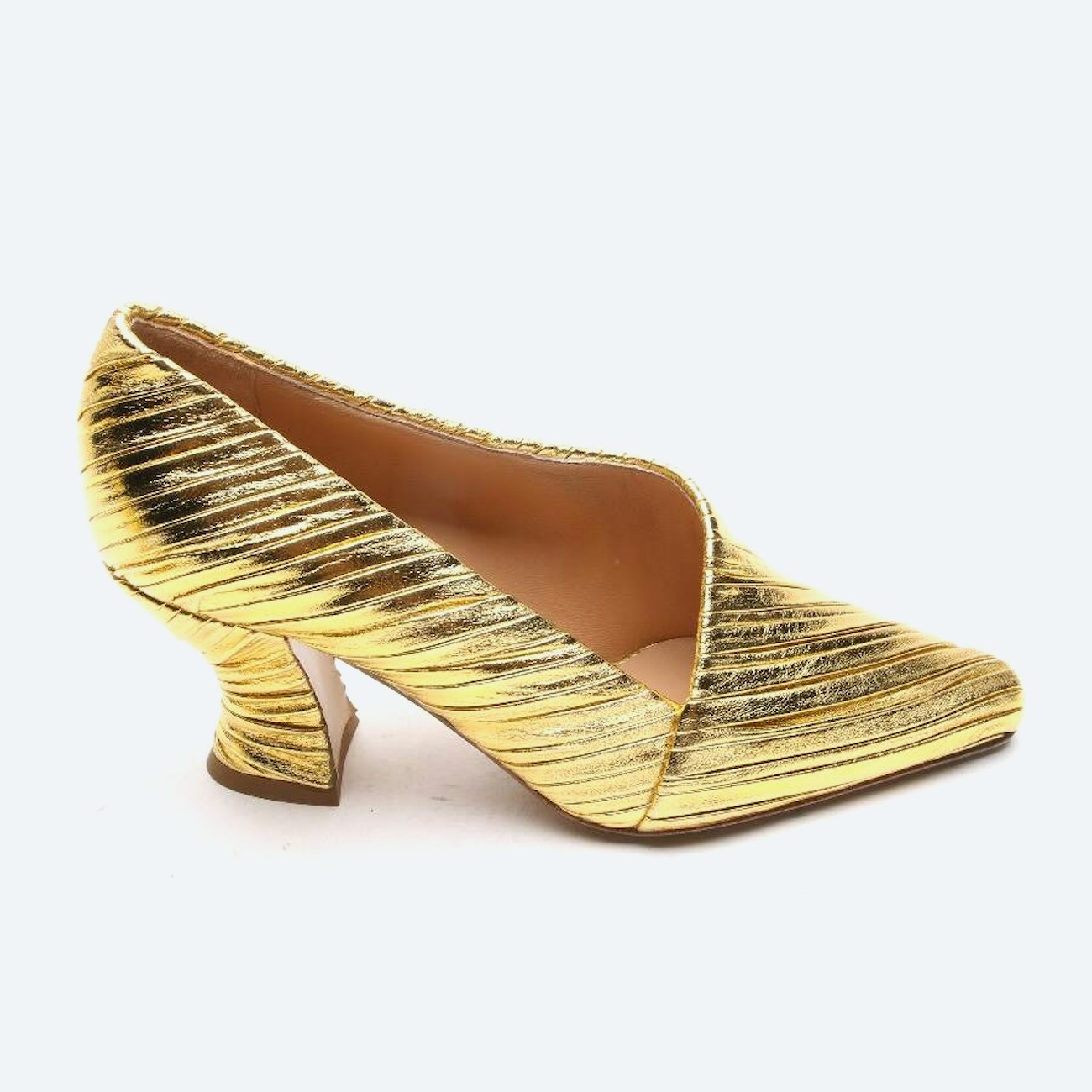 Image 1 of High Heels EUR 35.5 Gold in color Metallic | Vite EnVogue
