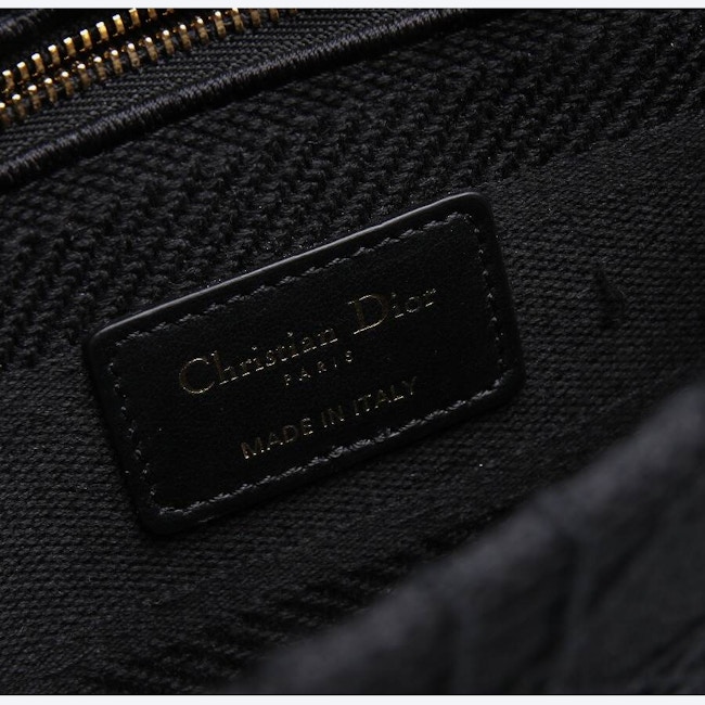 Bild 6 von Lady Dior Handtasche Schwarz in Farbe Schwarz | Vite EnVogue
