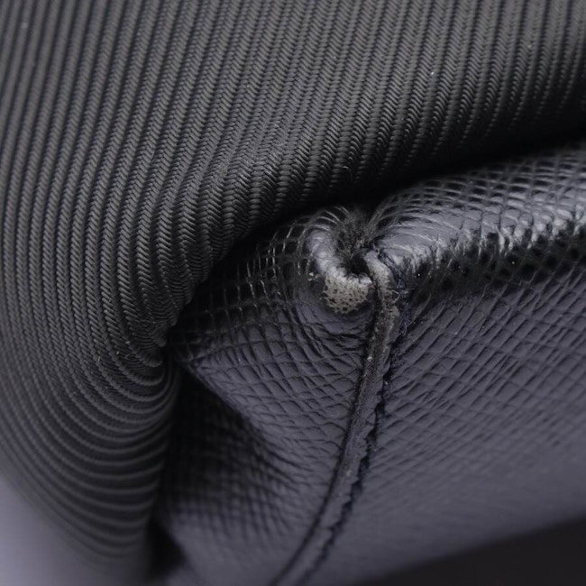 Image 6 of Crossbody Bag Dark Gray in color Gray | Vite EnVogue