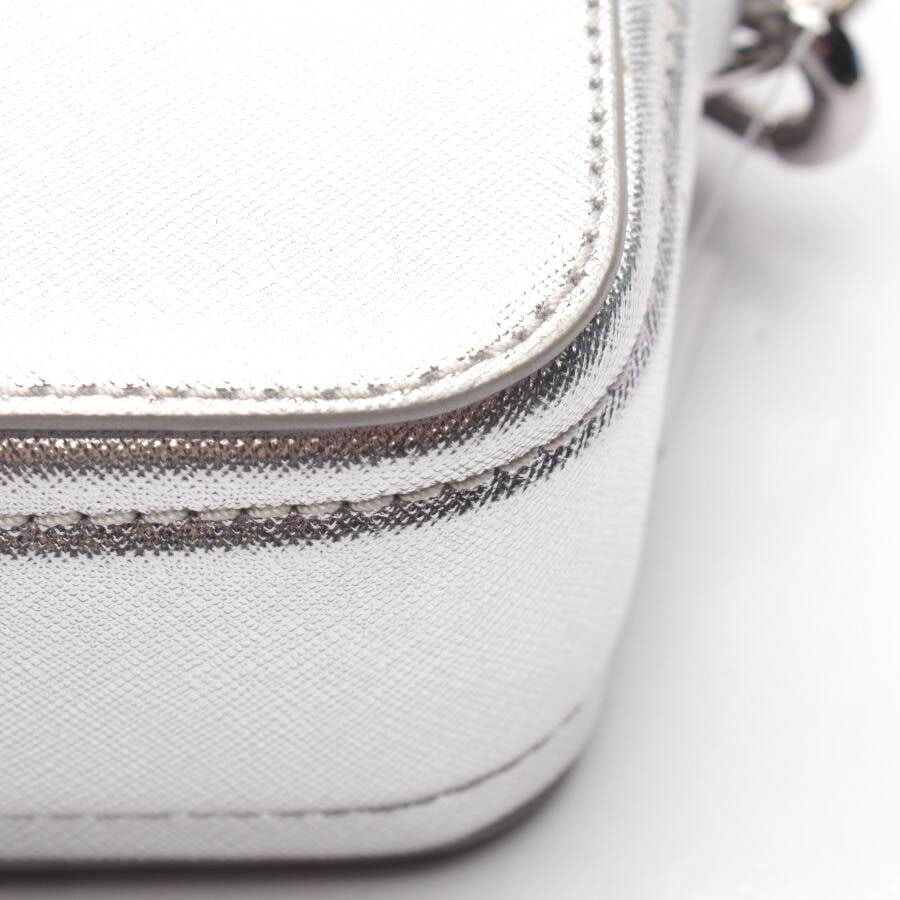 Image 6 of Crossbody Bag Silver in color Metallic | Vite EnVogue